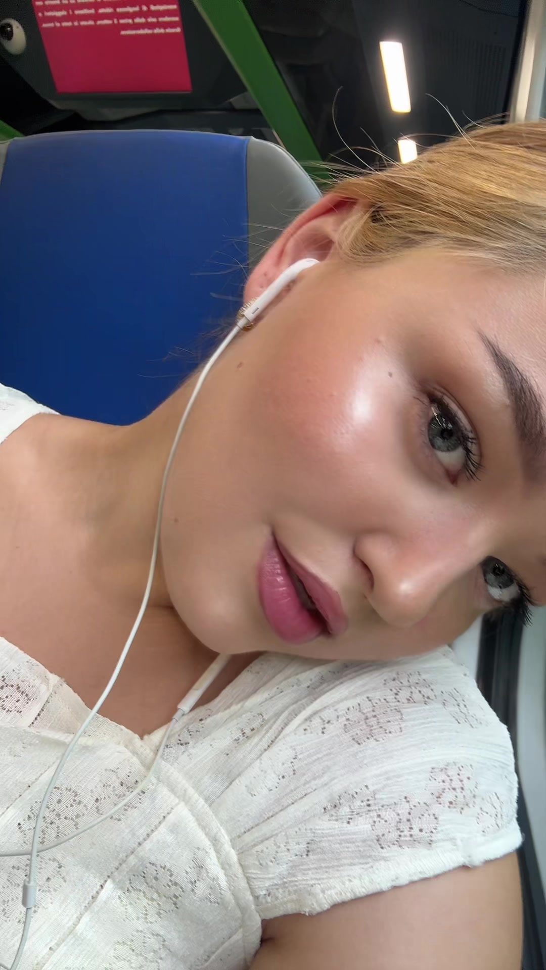 @Darya Tultava