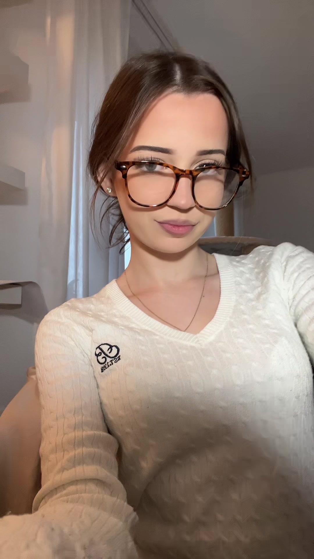 @Bella