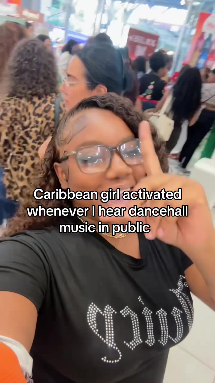 @ThatGirlZi