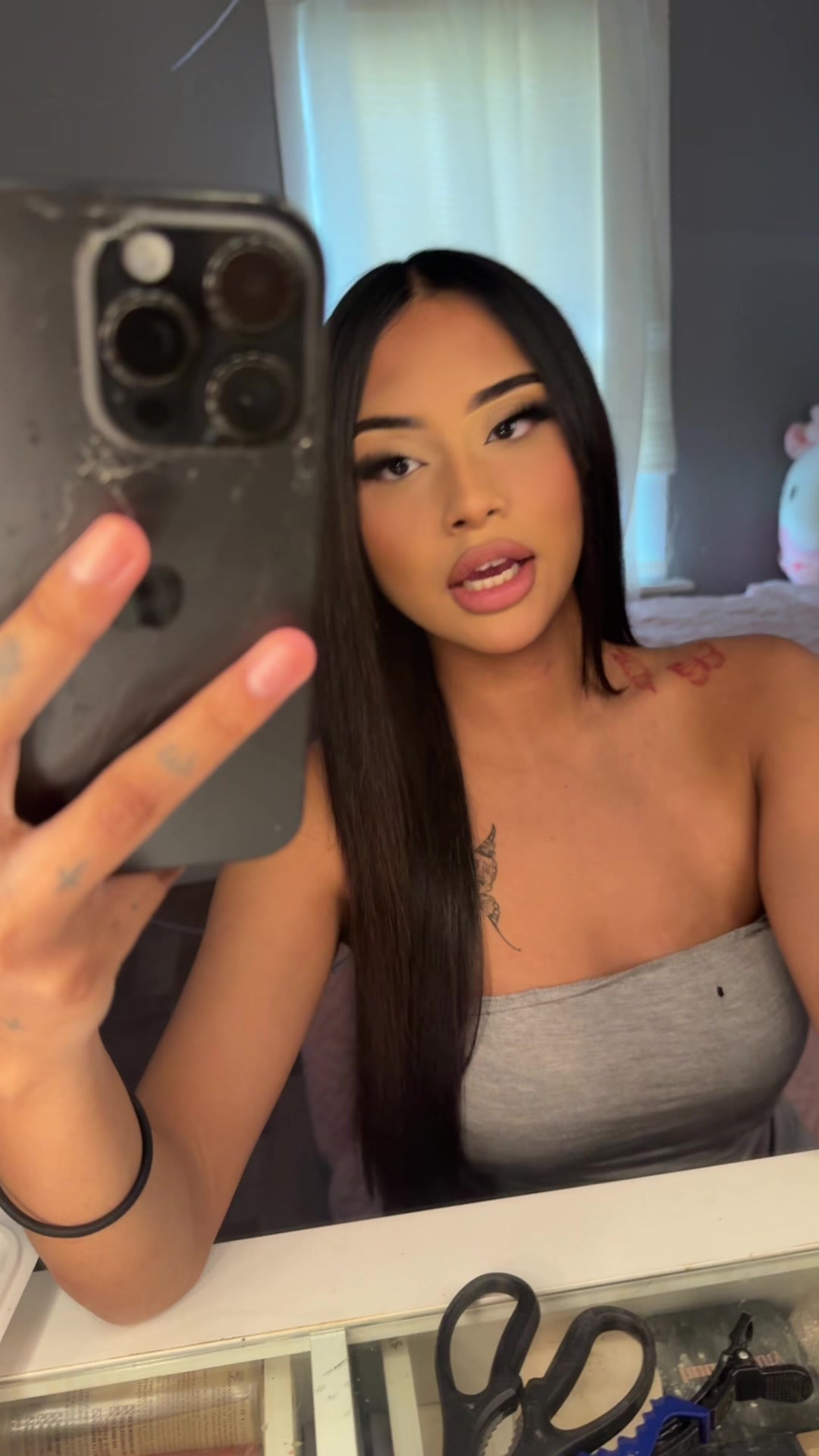 @𝑒𝓂𝒾𝓁𝓁𝓎 𝓃𝑜𝑒𝓂𝒾