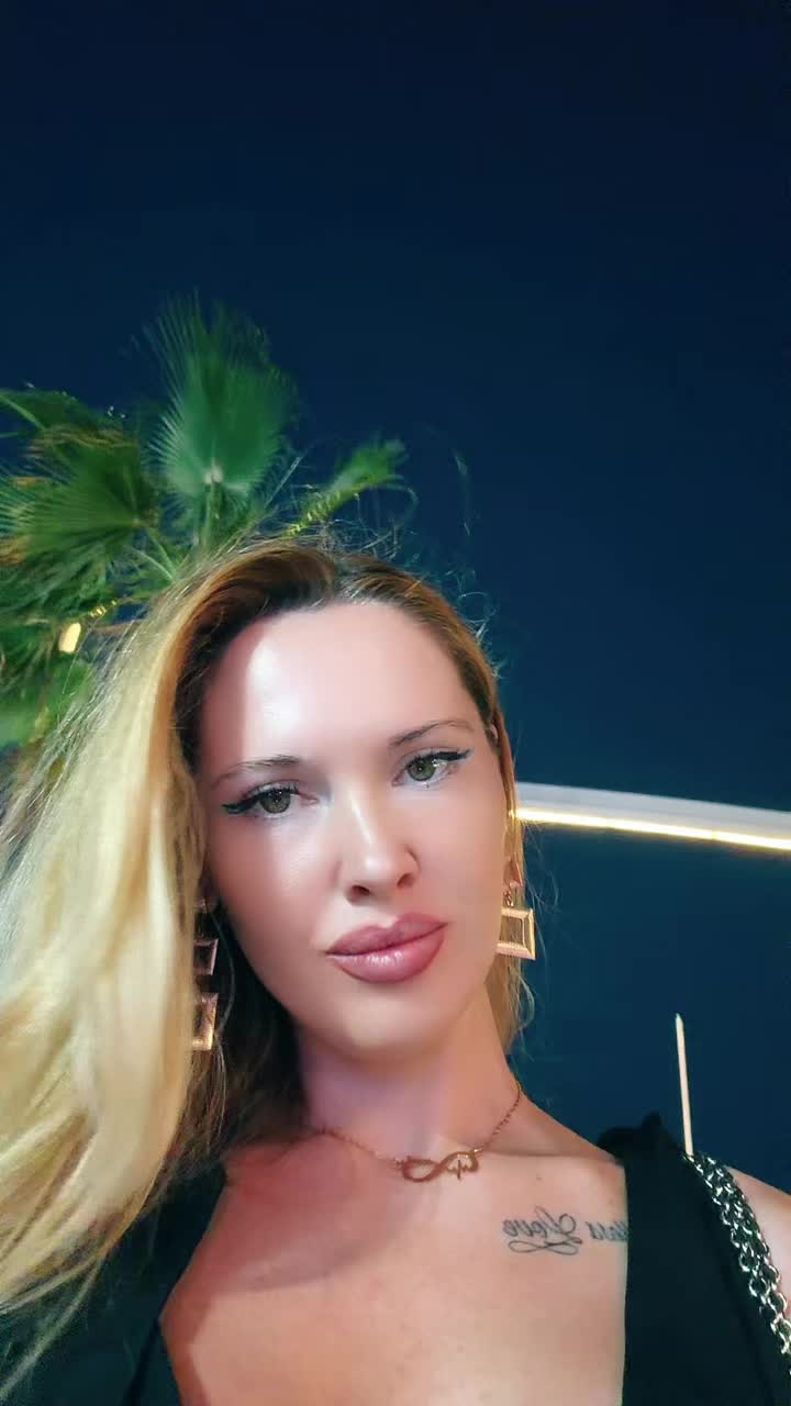 @𝓜𝓪𝓷𝓬𝓱𝓲 🍓