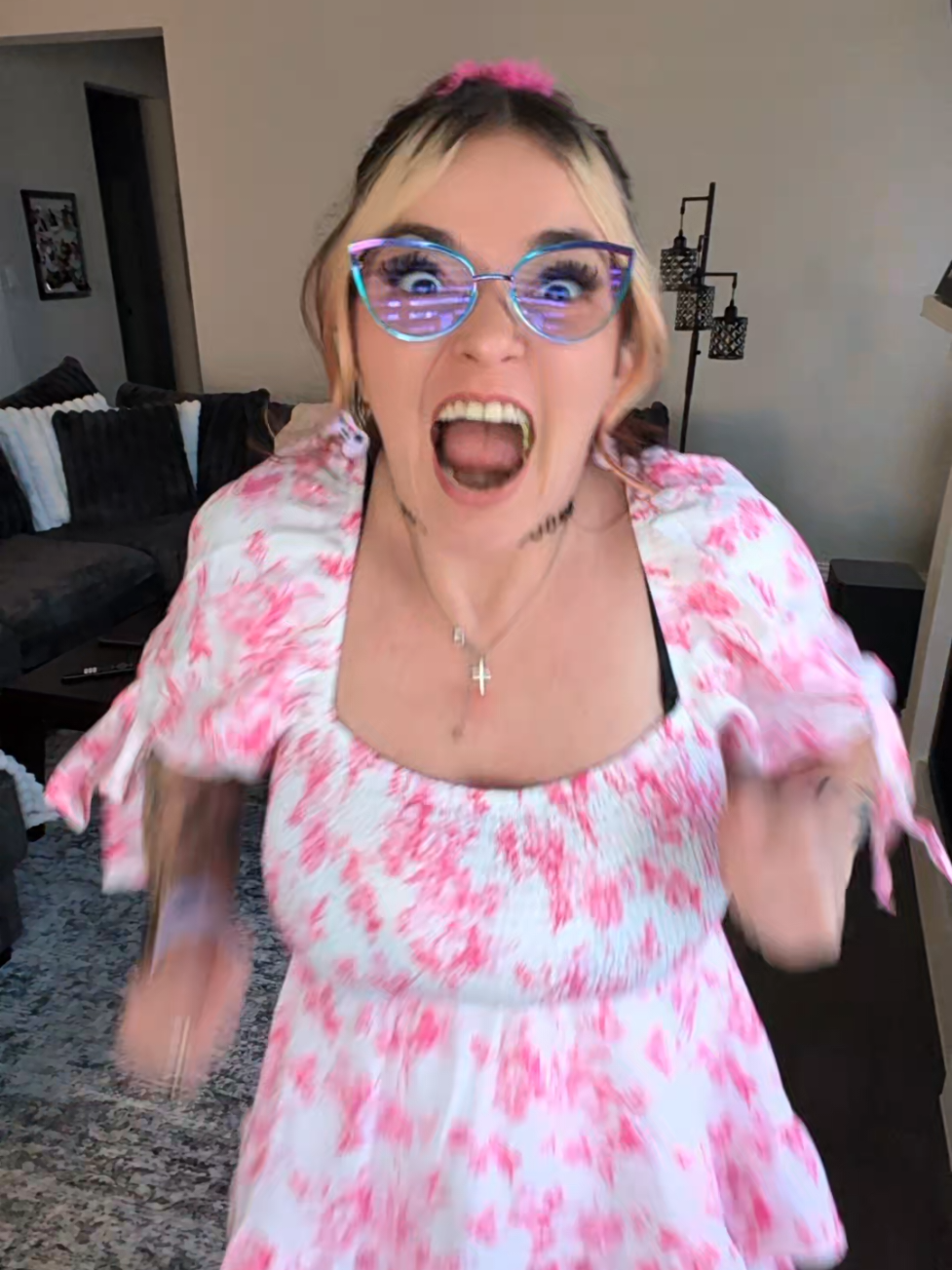 @BibbidiBobiBoo | Streamer