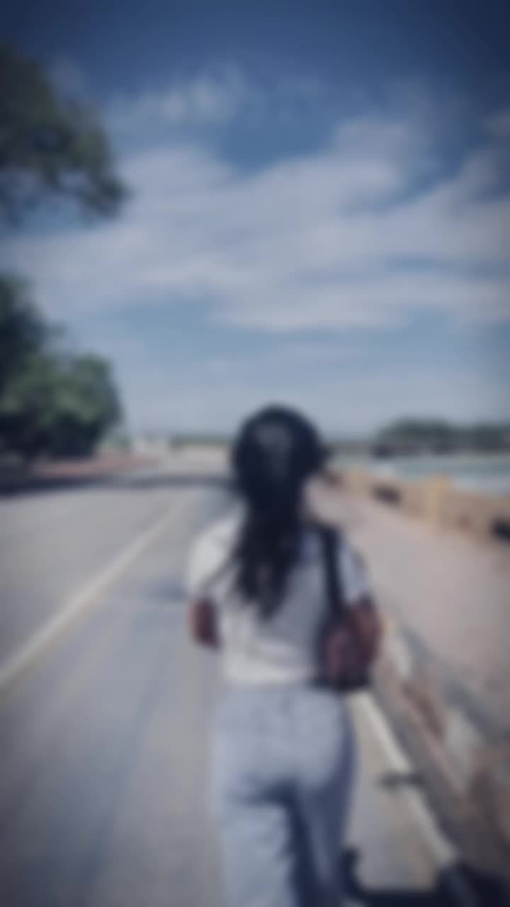 @Mëê Mãw 