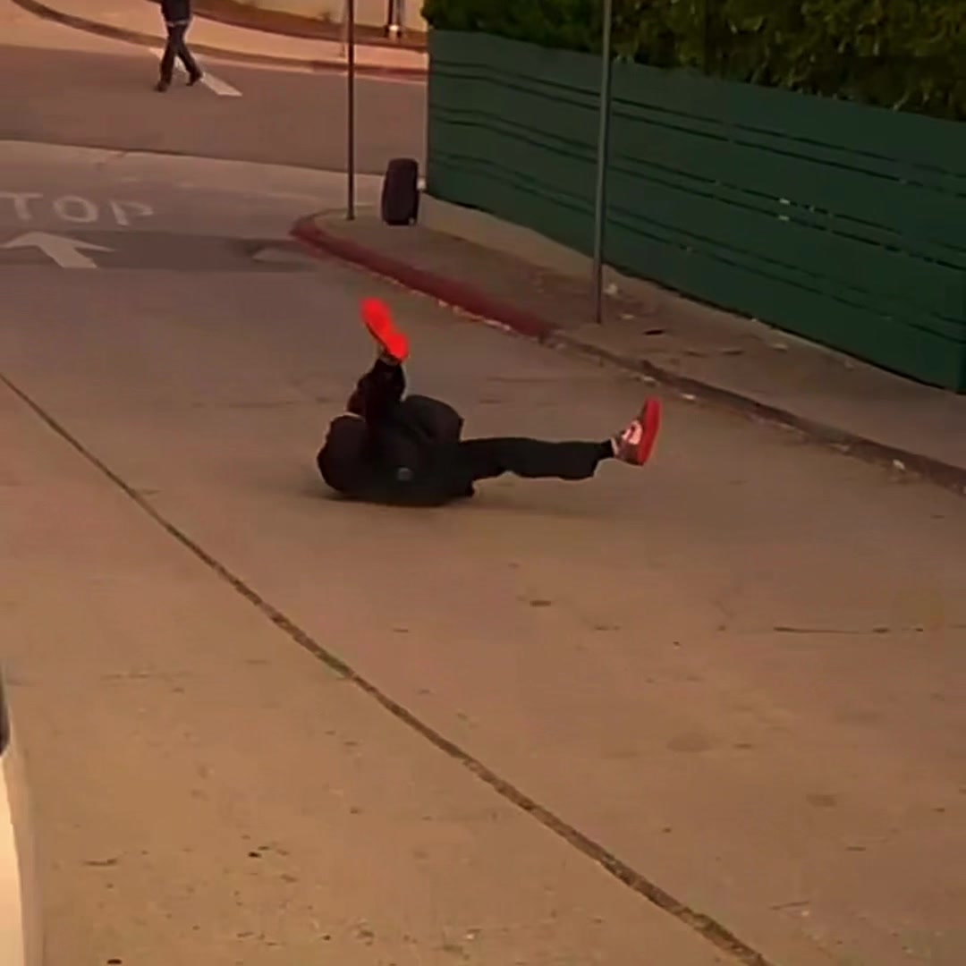 @Sk8bechill