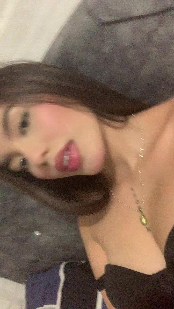 @Nicolle Valeria