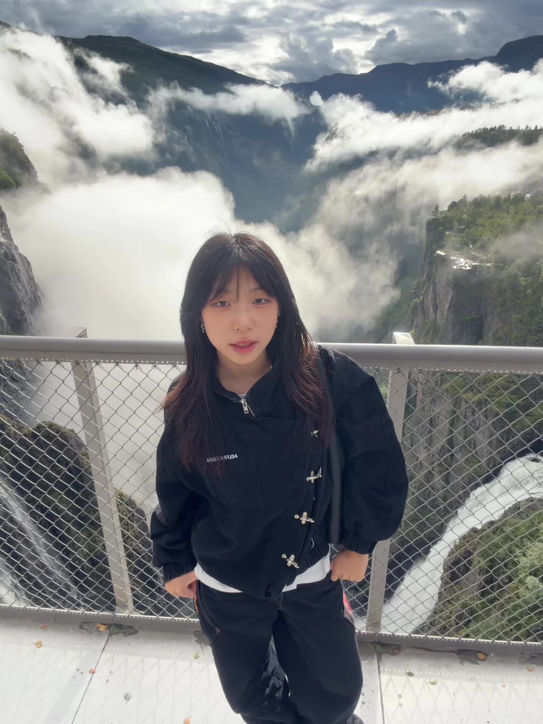 @𝑯𝒂𝒚𝒆𝒐𝒏𝒊