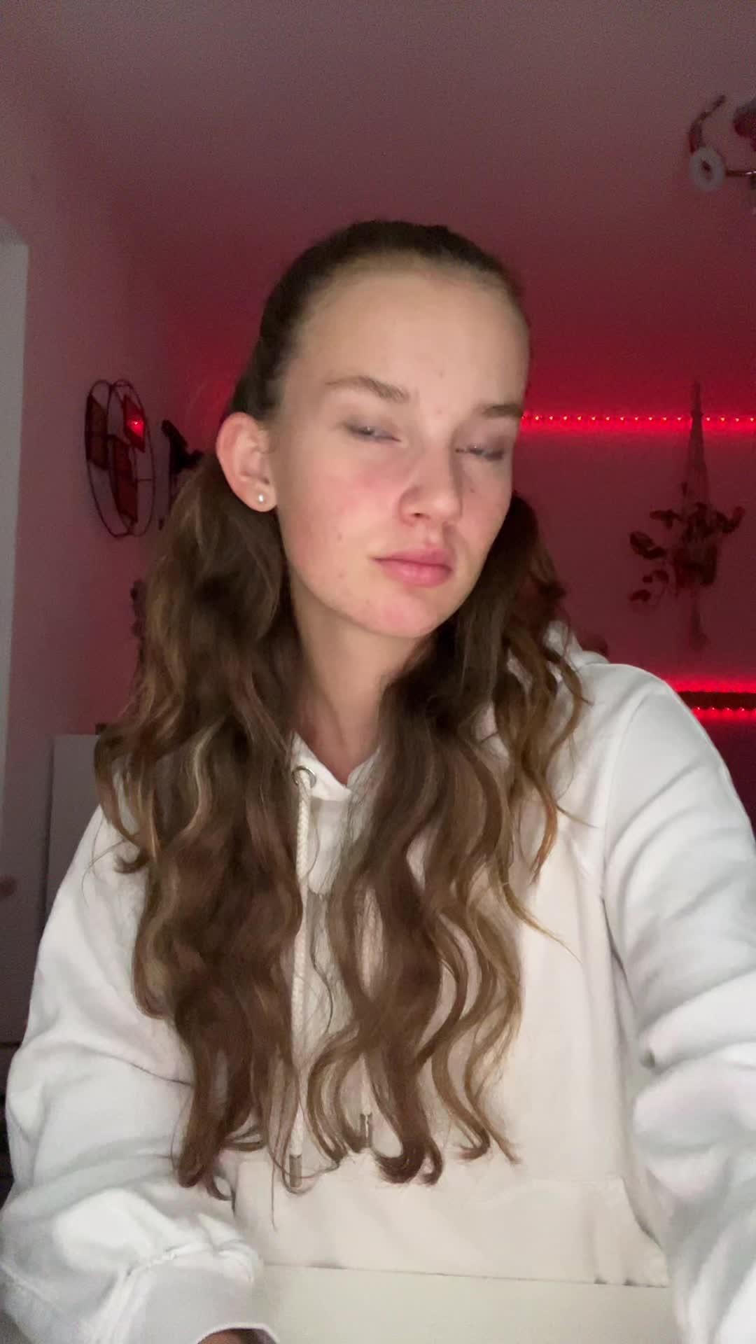 @Paige🥀🥀