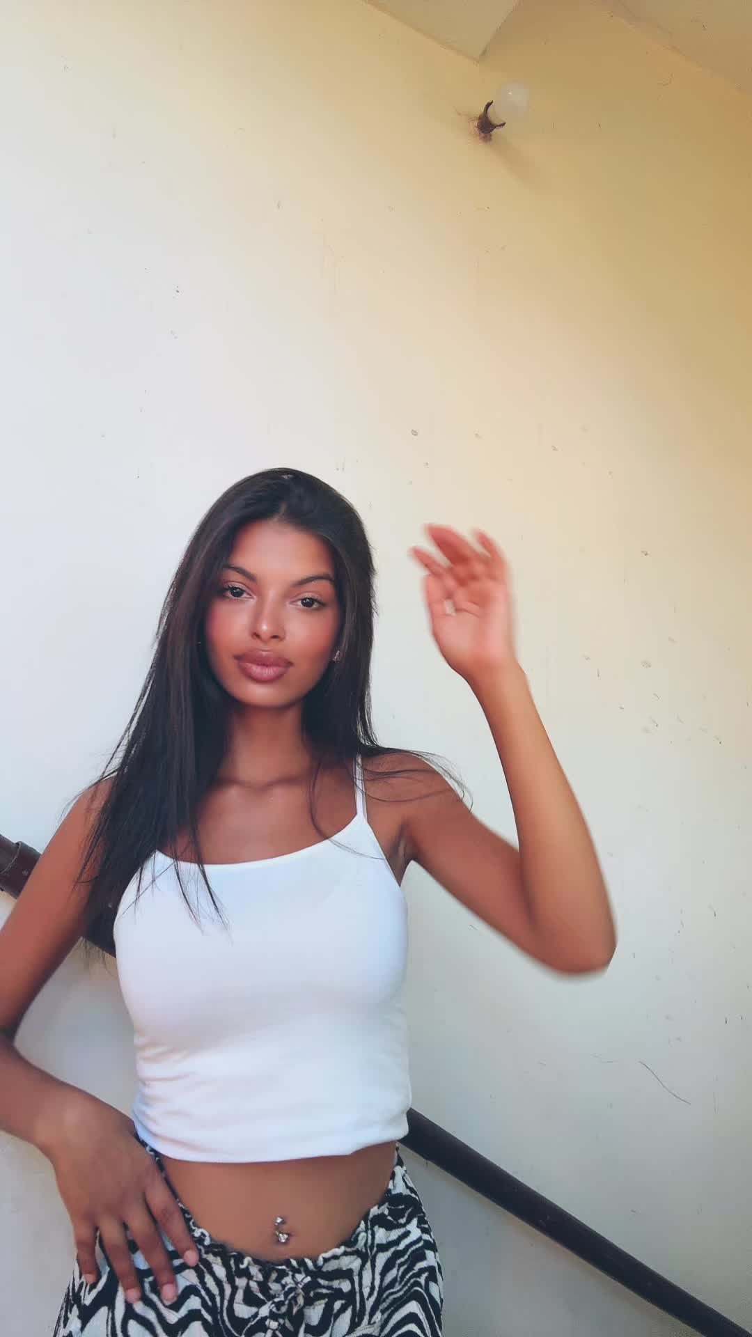 @Binaa