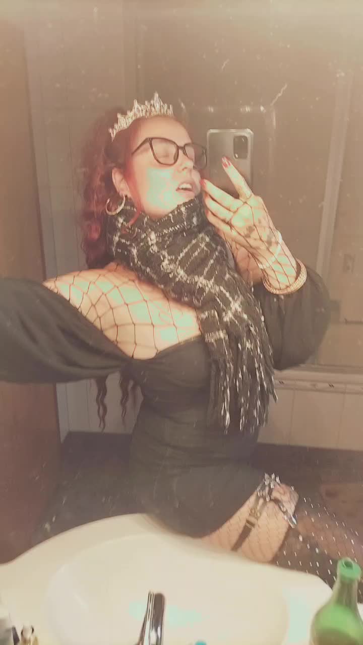 @dreckige_ Bitch 💋😘