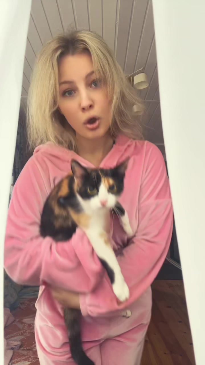 @пупсик👄