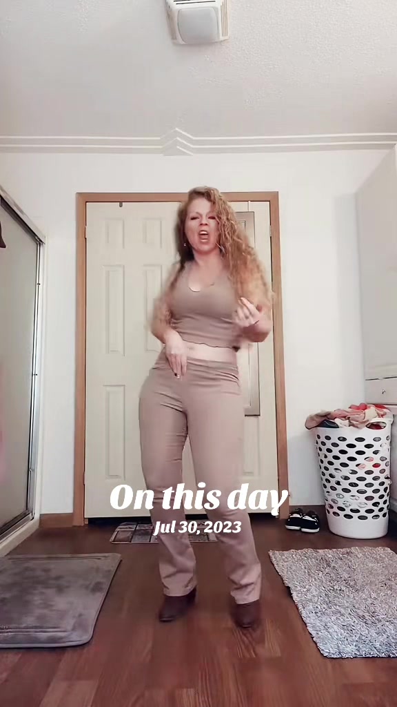 @Gg