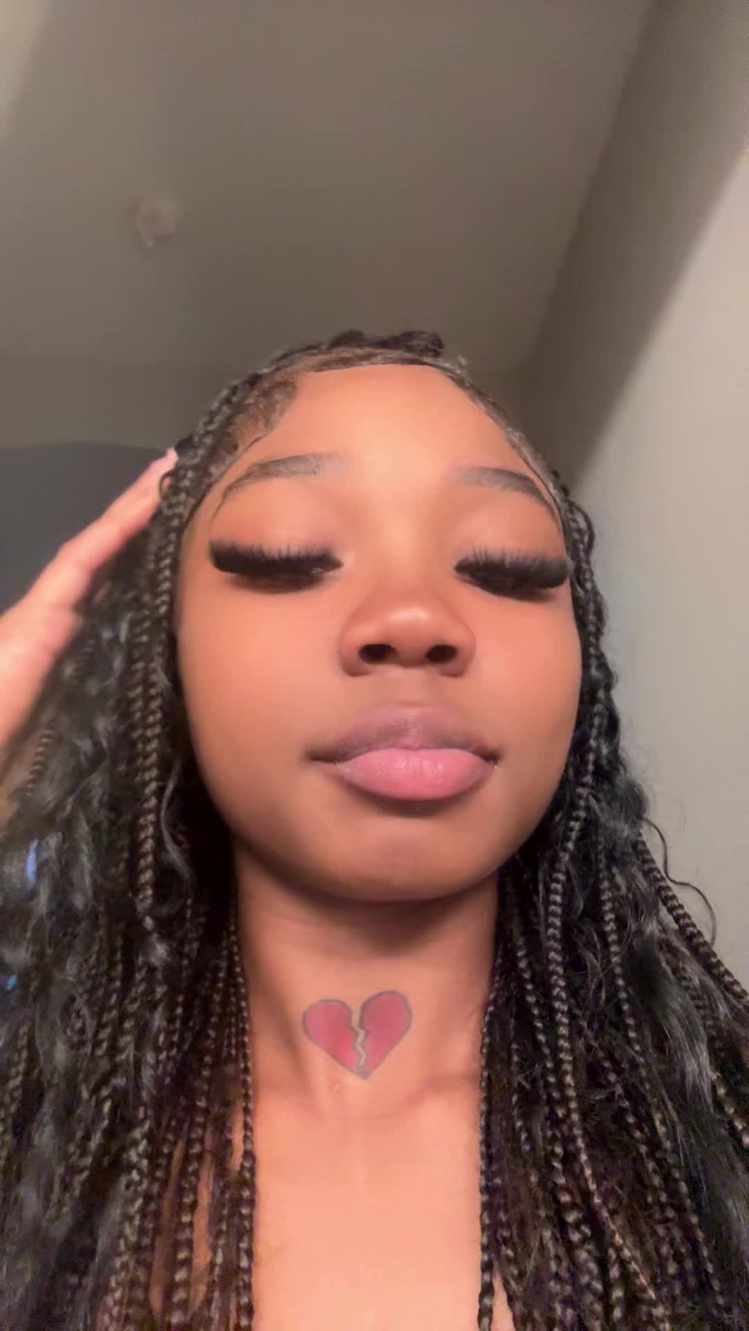 @allbOut.ari