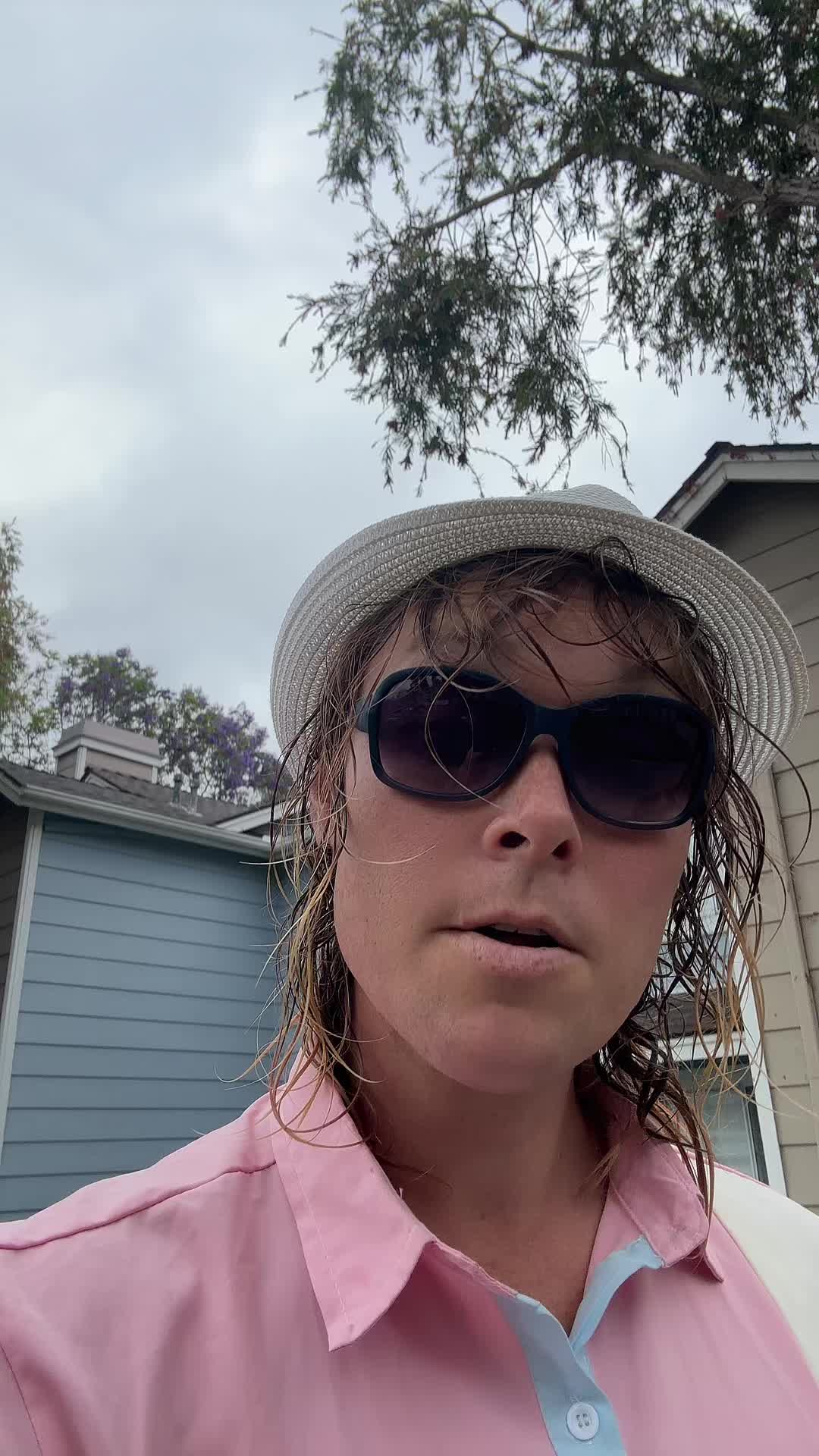 @Sylvie (GQ) 🎆 🏳️&zwj;⚧️ 🪽💜