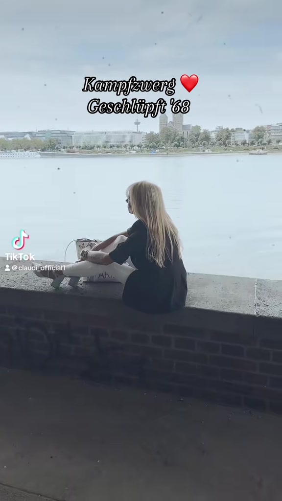 @𝑪𝒍𝒂𝒖𝒅𝒊 🤍🩵