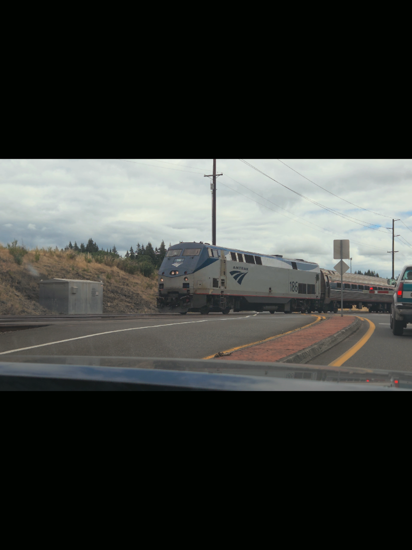 @railfan_parker