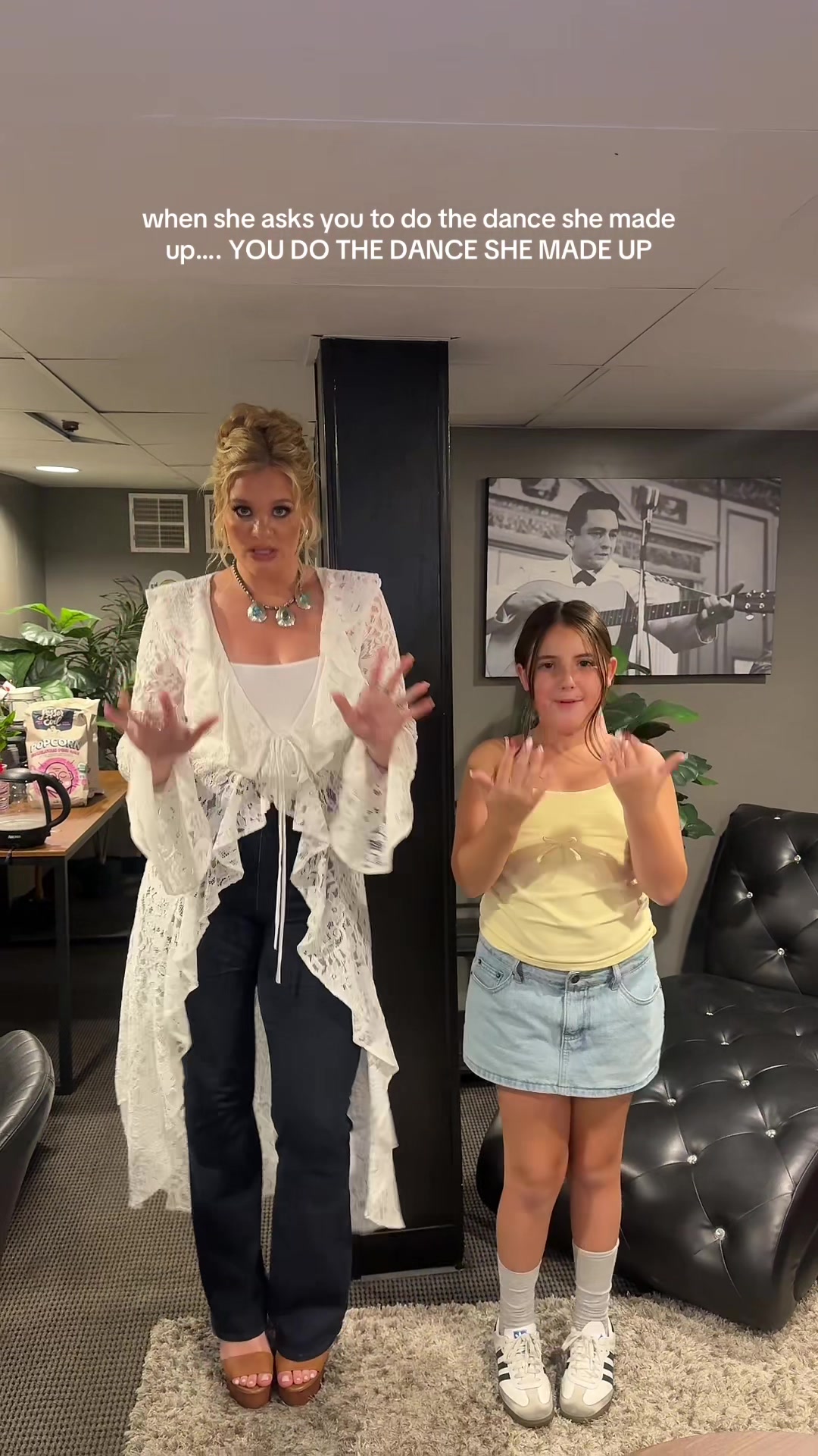 @Lauren Alaina