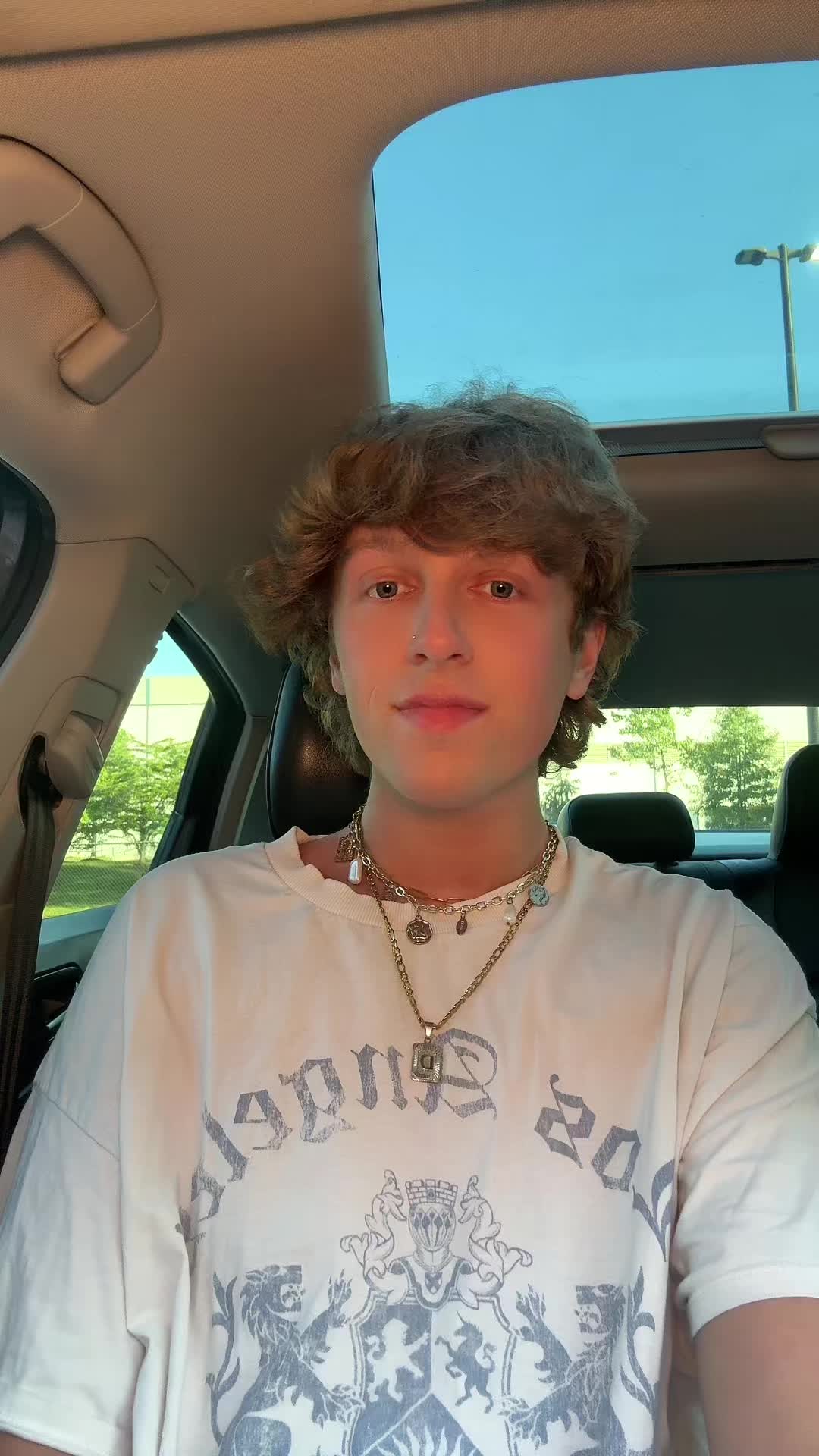 @Dylan Peroutka