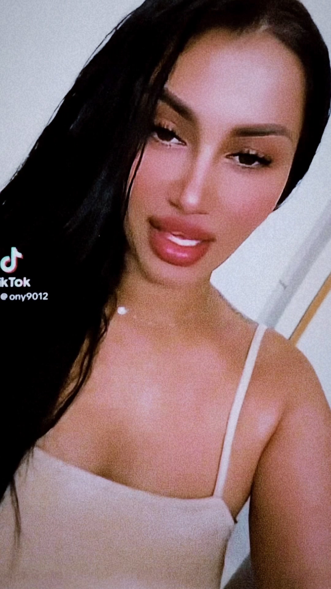 @𝓞𝓷𝔂(❤𝓛❤)𝓒𝓪𝓼𝓱