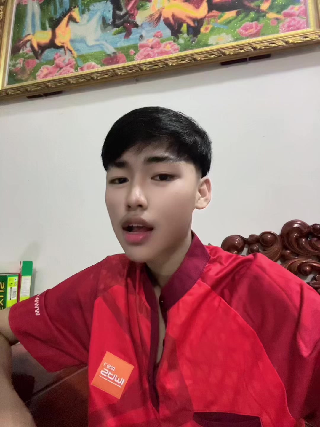 @vannyro_kdorthom