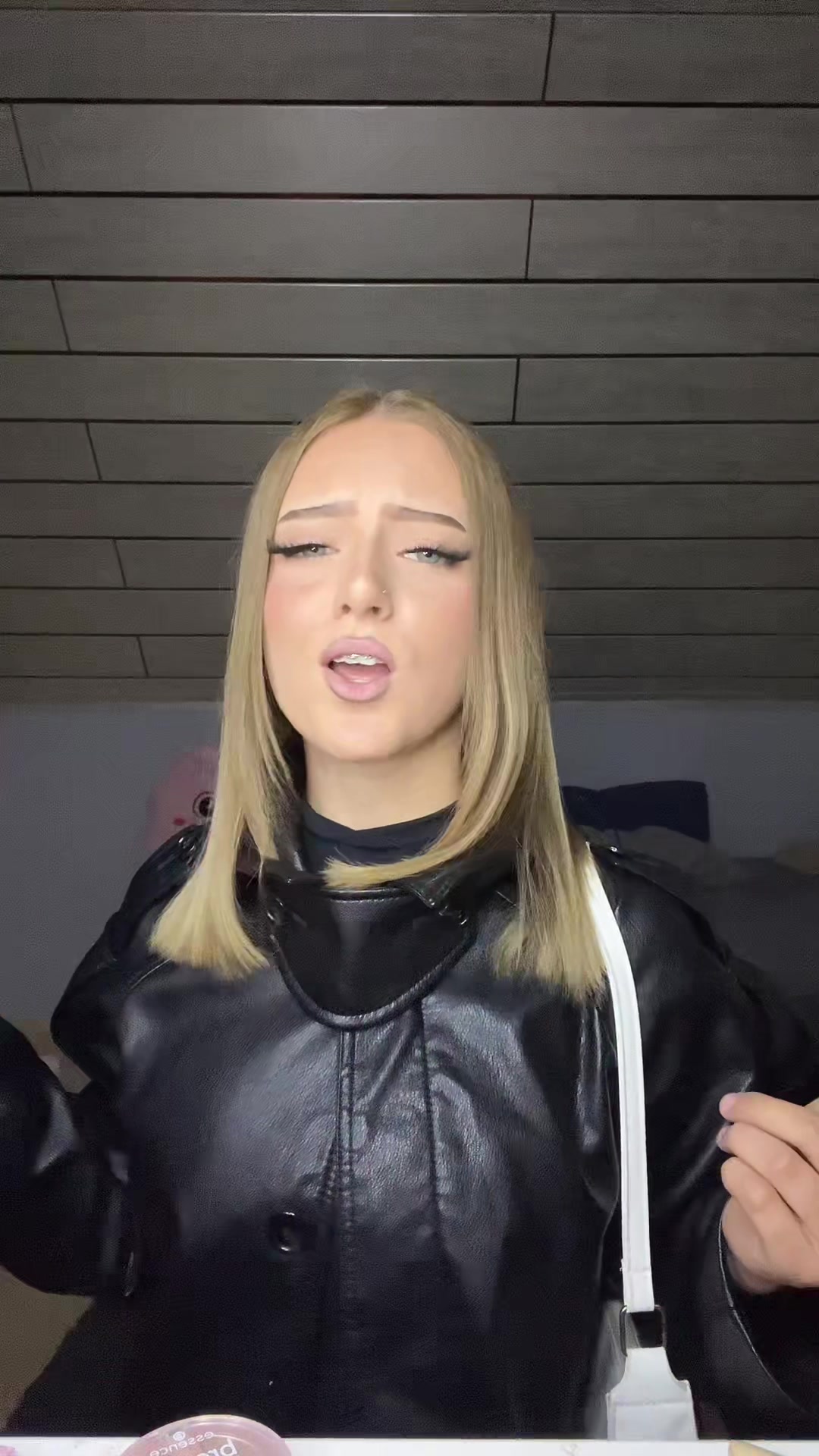 @𝒾𝓈𝒶𝒷𝑒𝓁𝓁