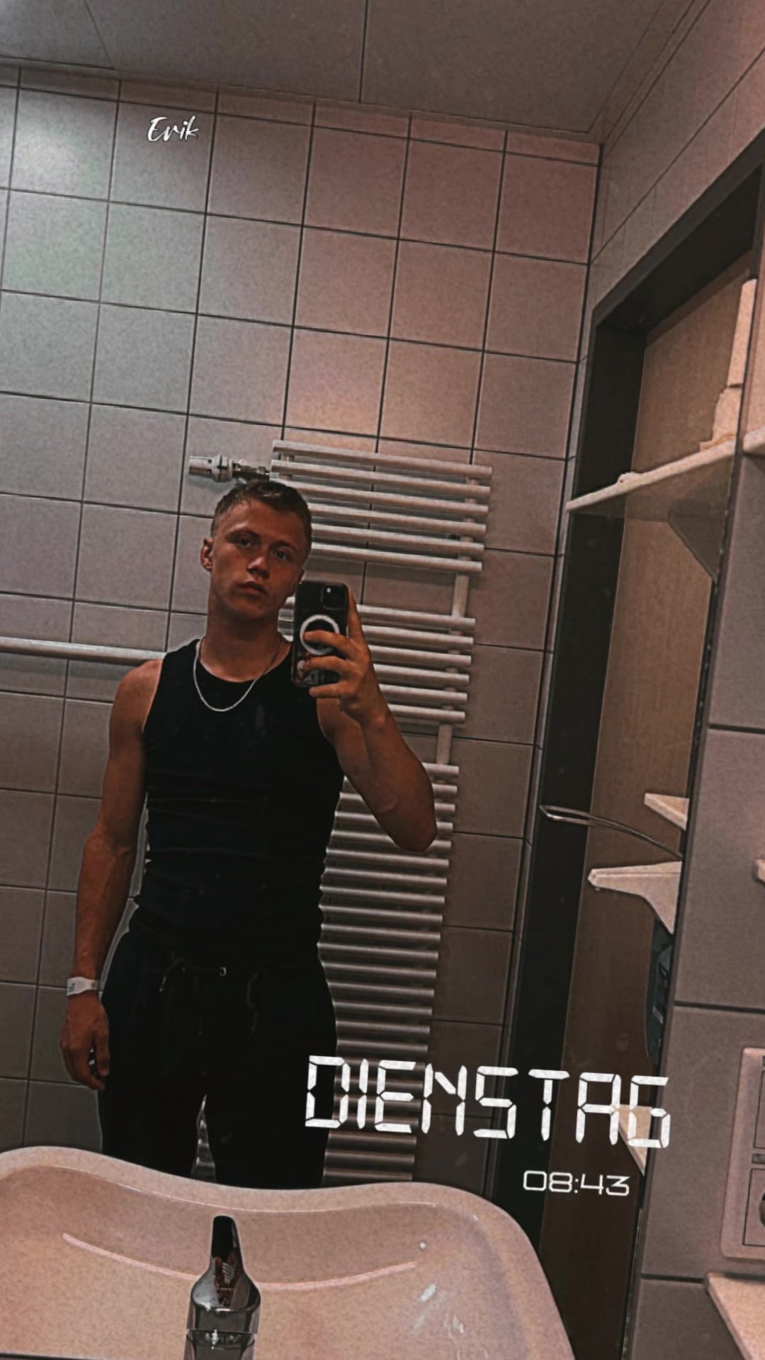 @Erik05