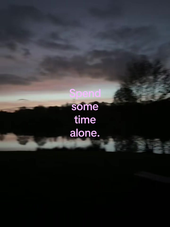 @𝐦𝟎𝟎𝐧.𝐥𝐱𝟒