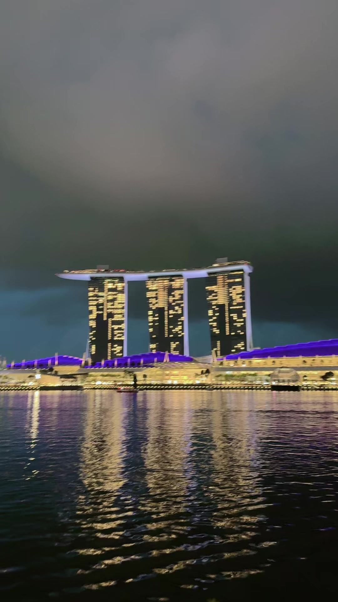 @𝐀𝐲𝐮_𝐑𝐚𝐡𝐚𝐧𝐢