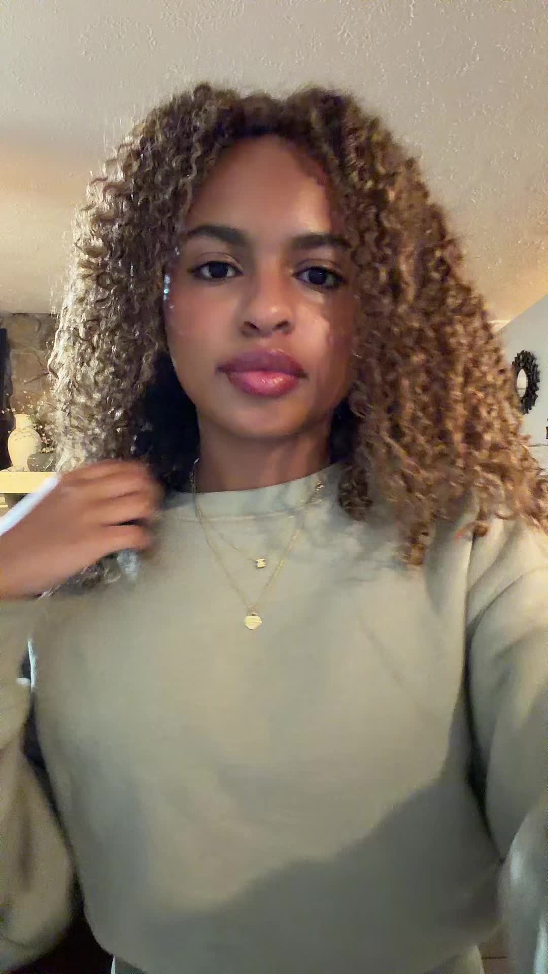 @Nai 💋