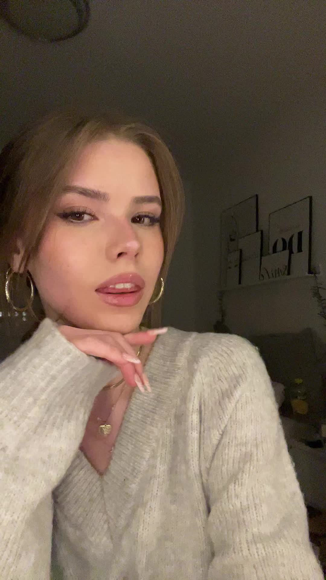 @𝖠 𝖽 𝖾 𝗅 𝗂 𝗇 𝖺 ❤︎︎