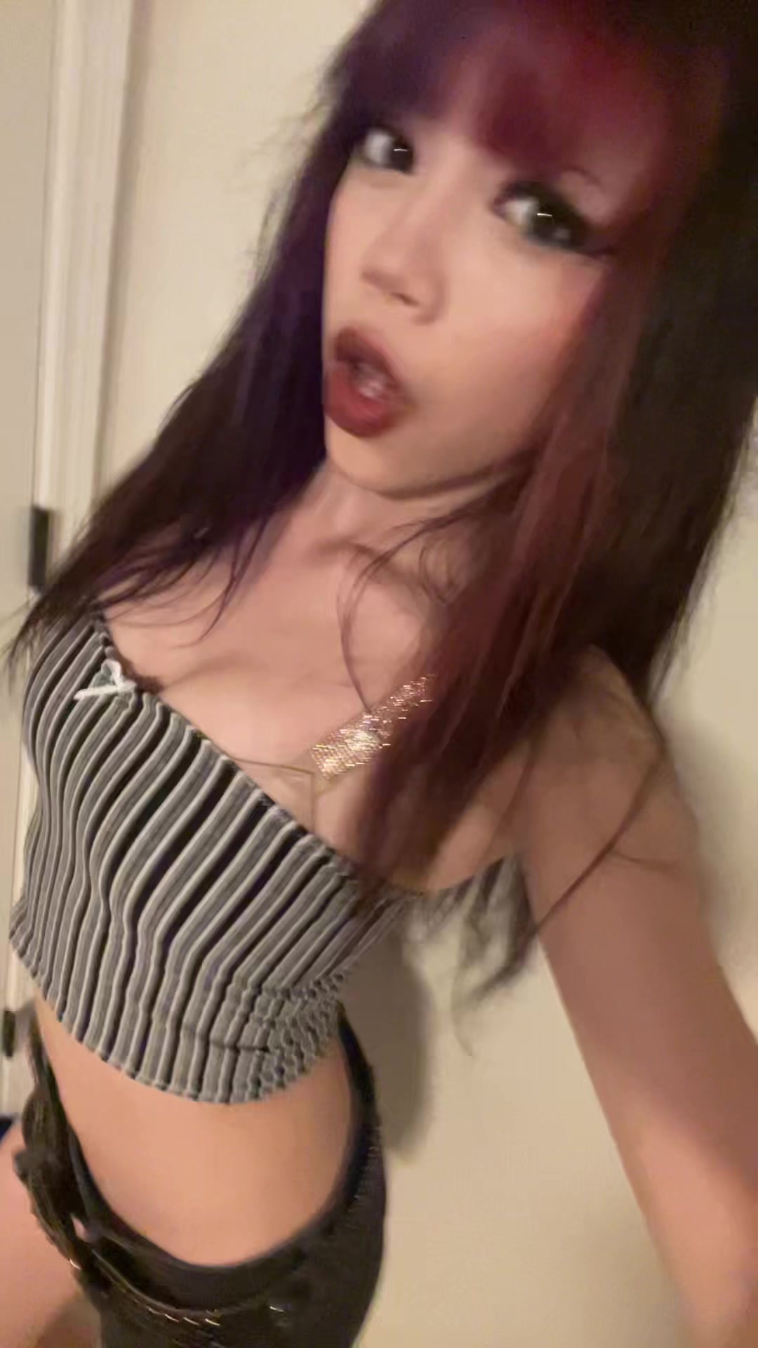 @😇