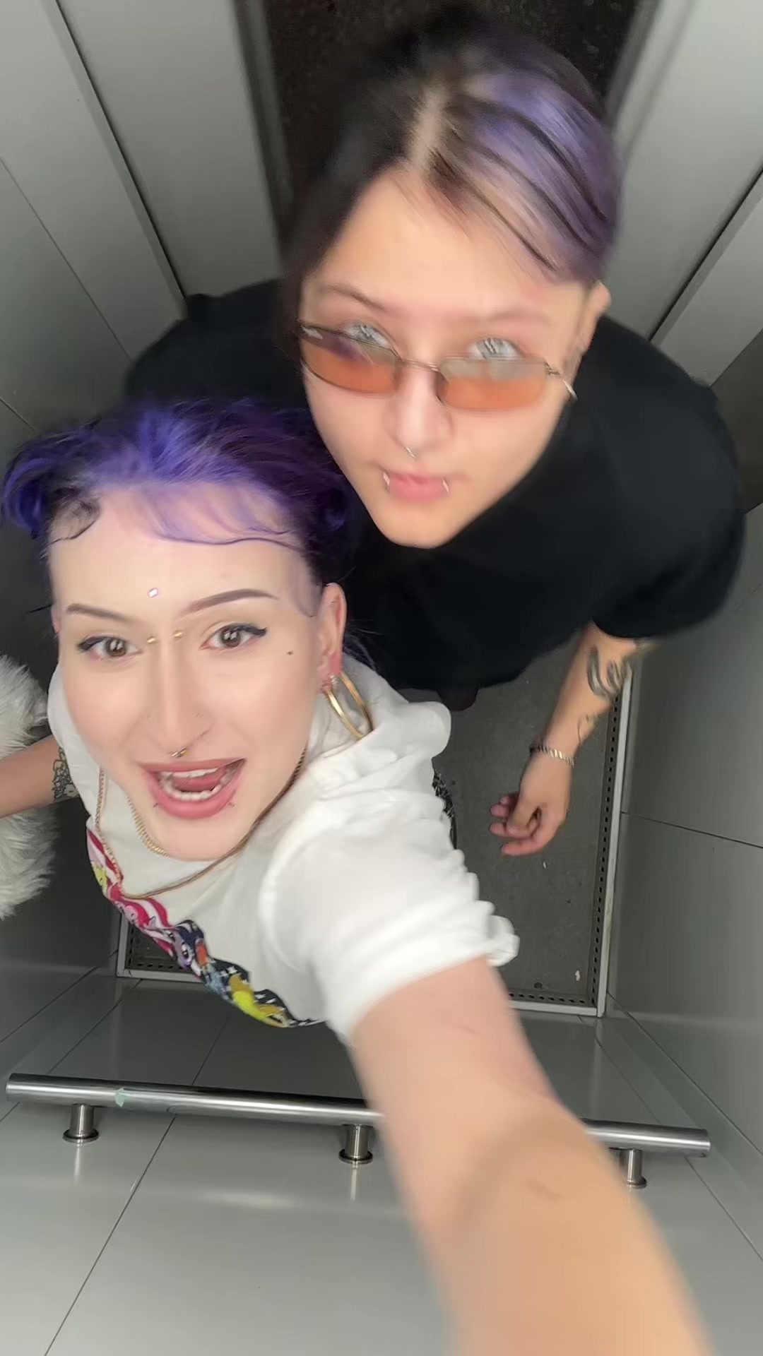@яна