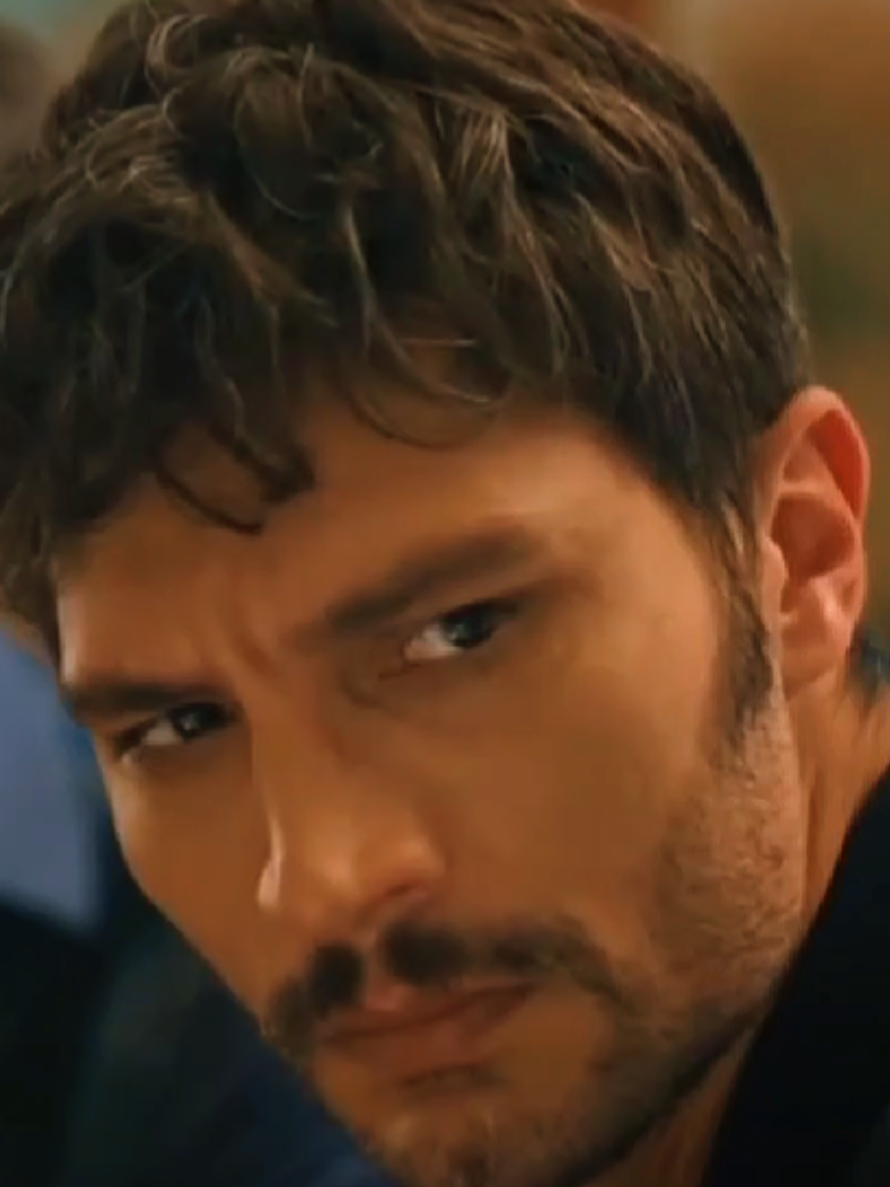 @Ilhan Gaze