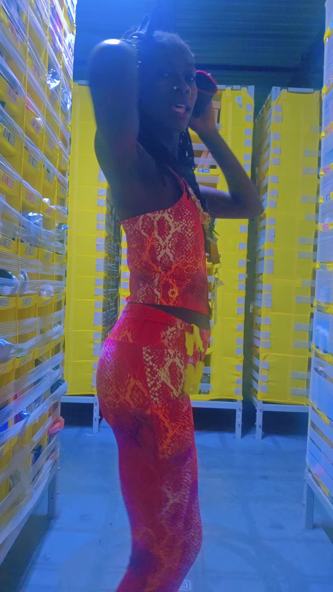 @laady.lay_