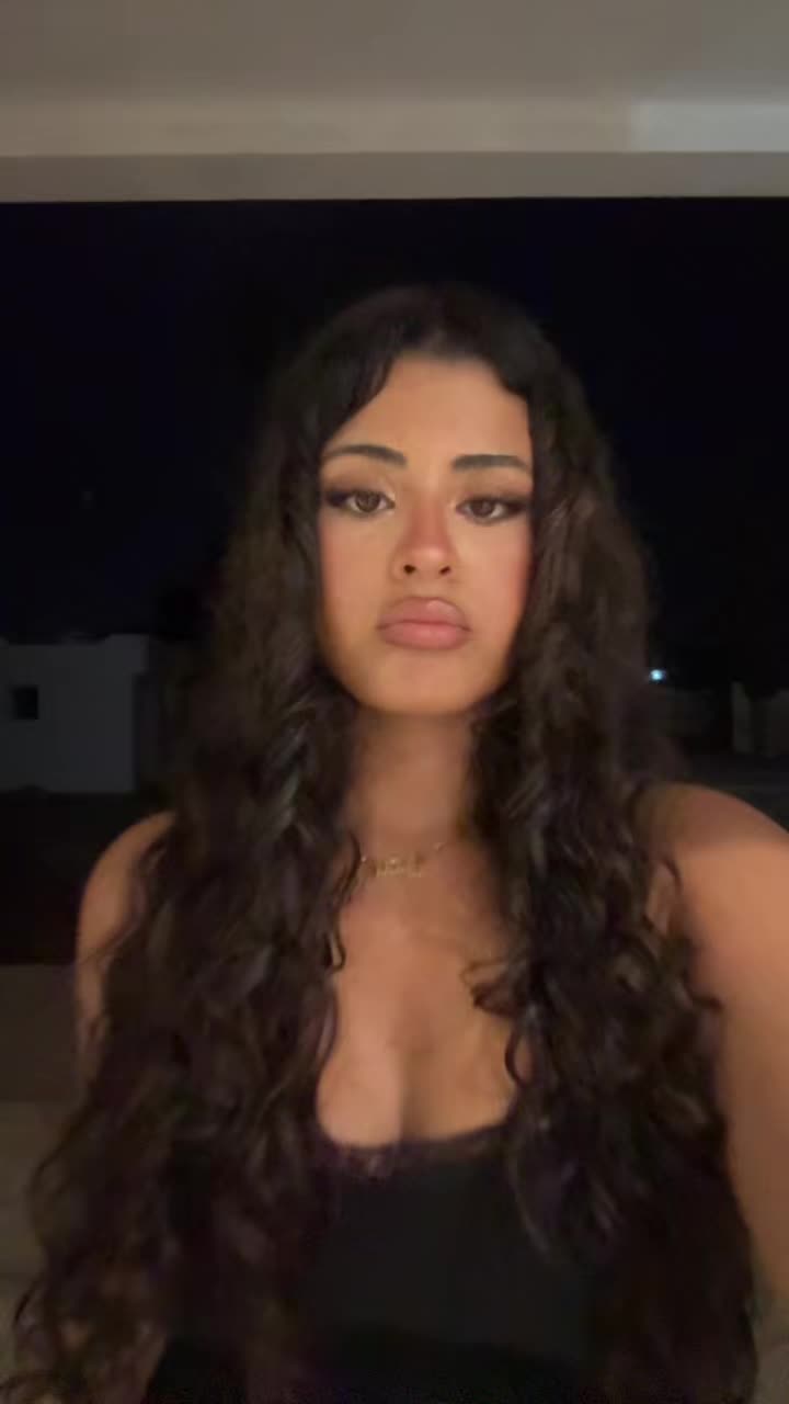 @⃟