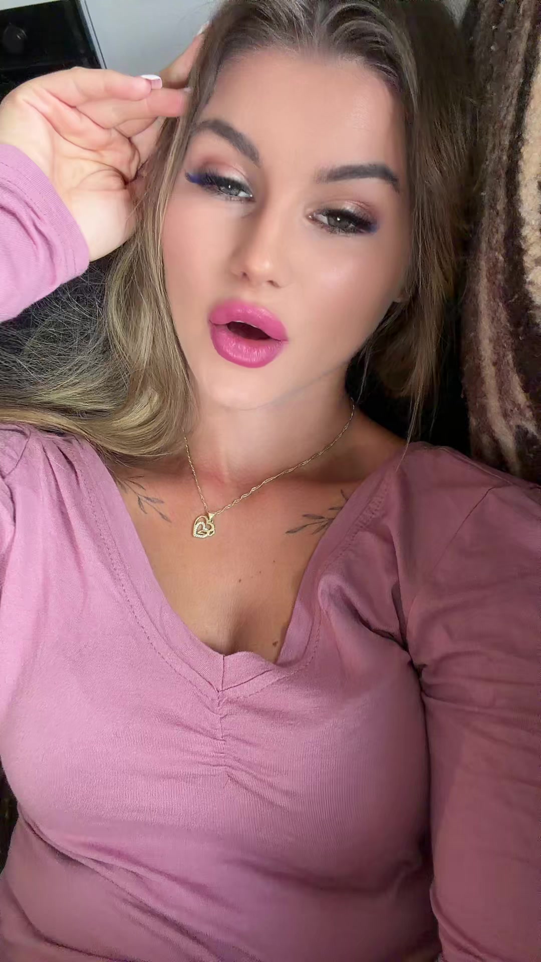 @Karola