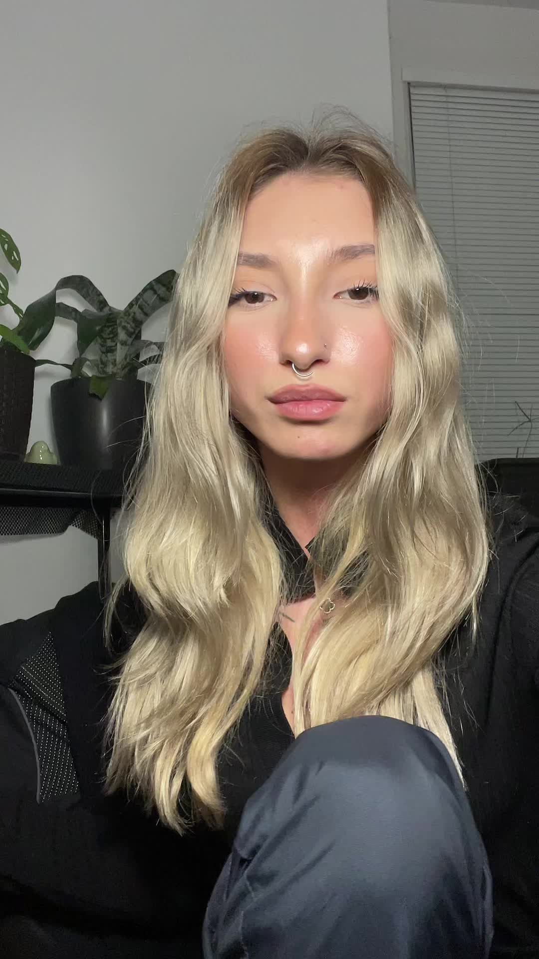 @sari👀