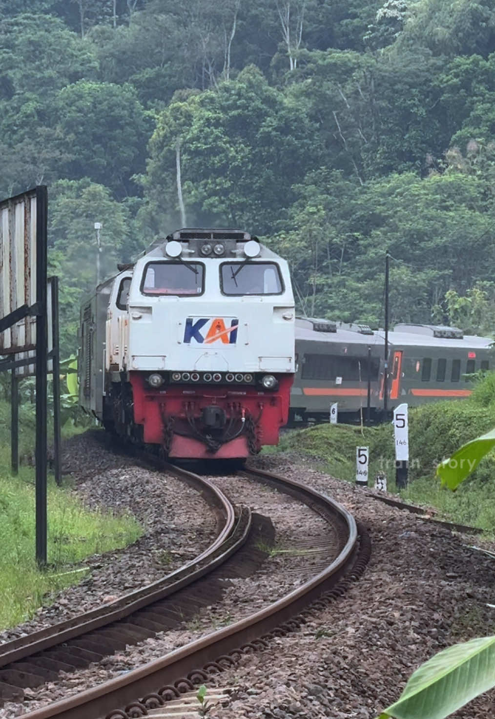 @Train_Story