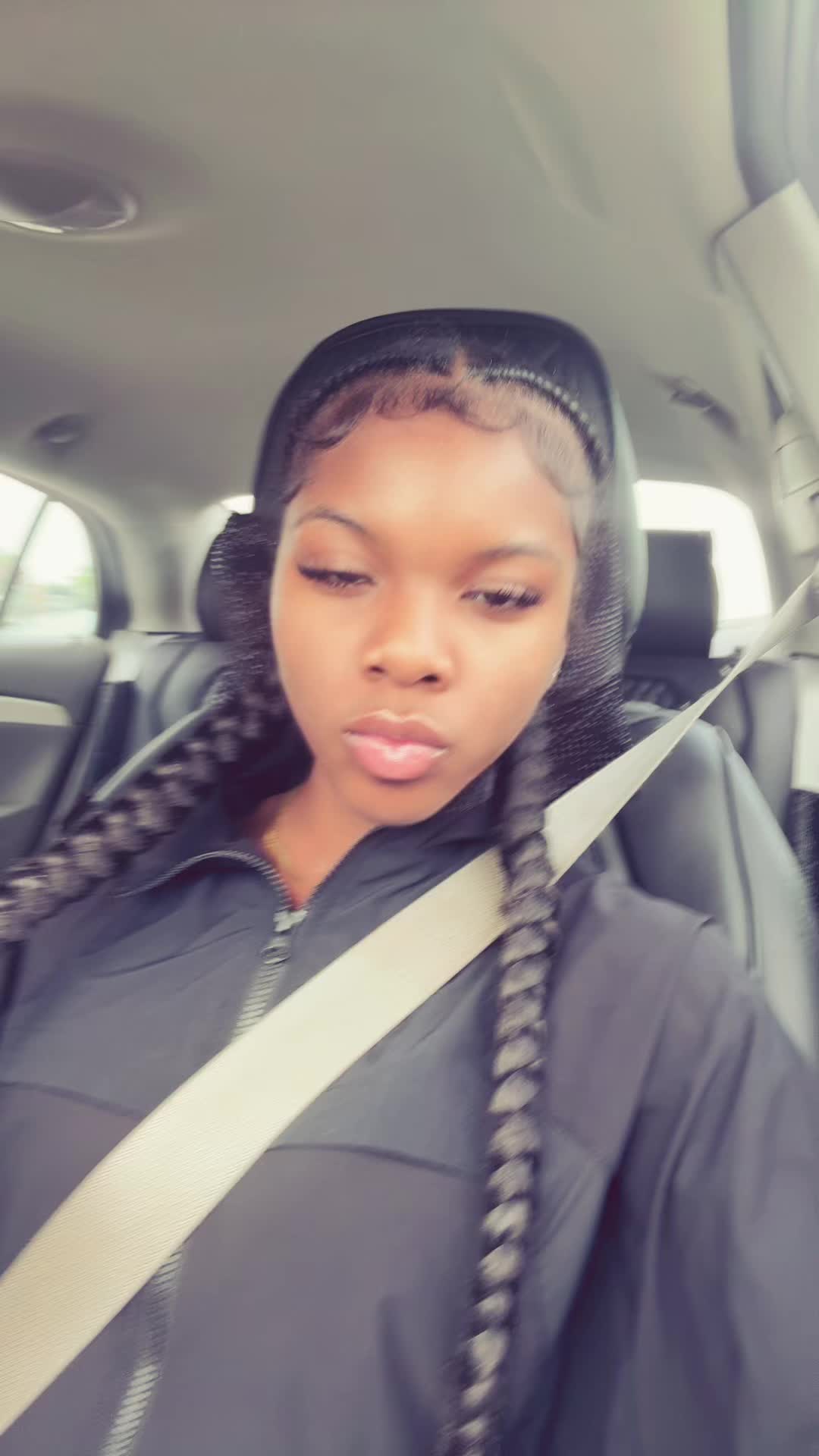 @iyaaa