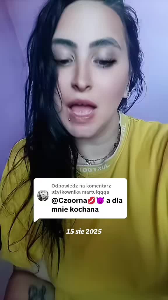 @Czoorna💋😈