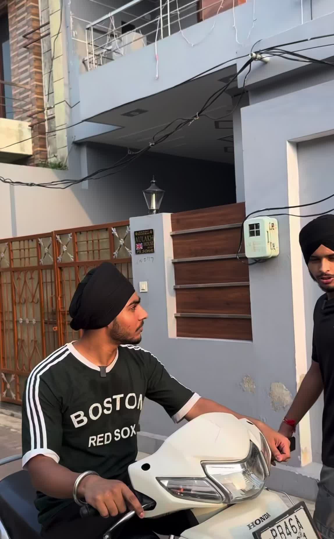 @Punjabi_Mehkman