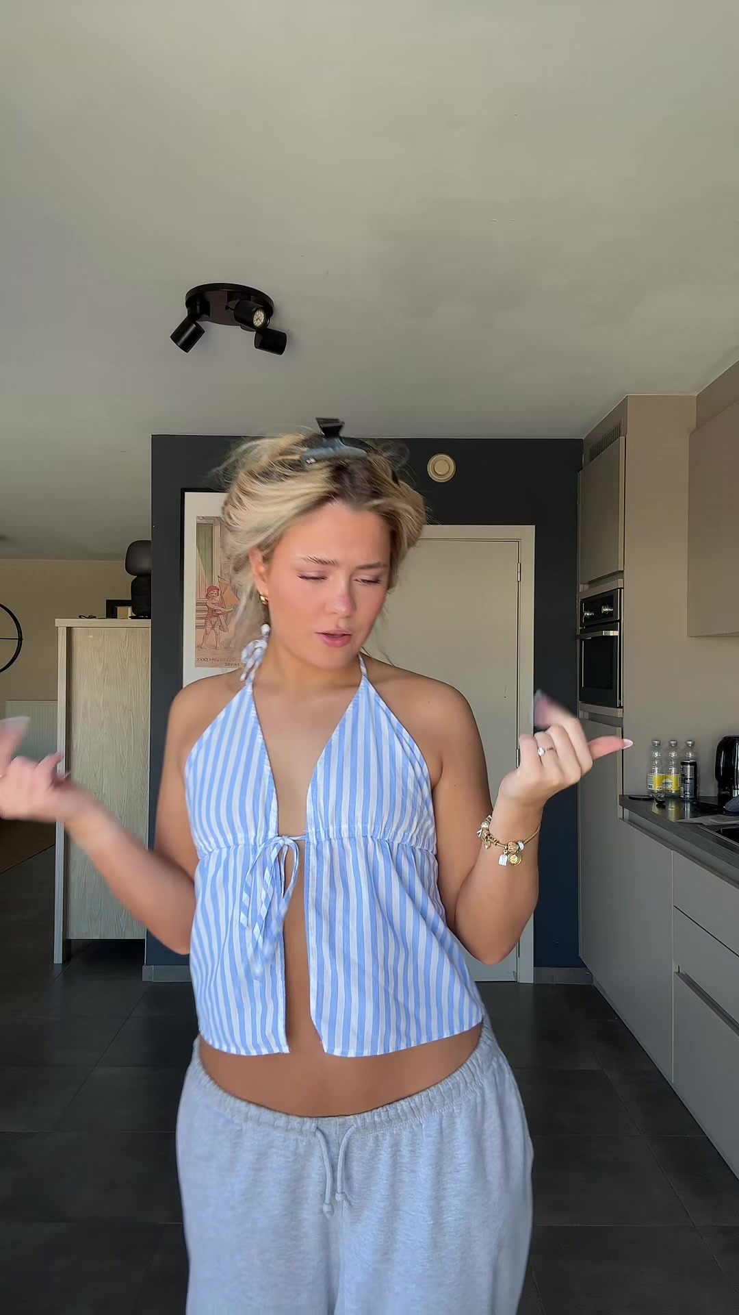 @Mai