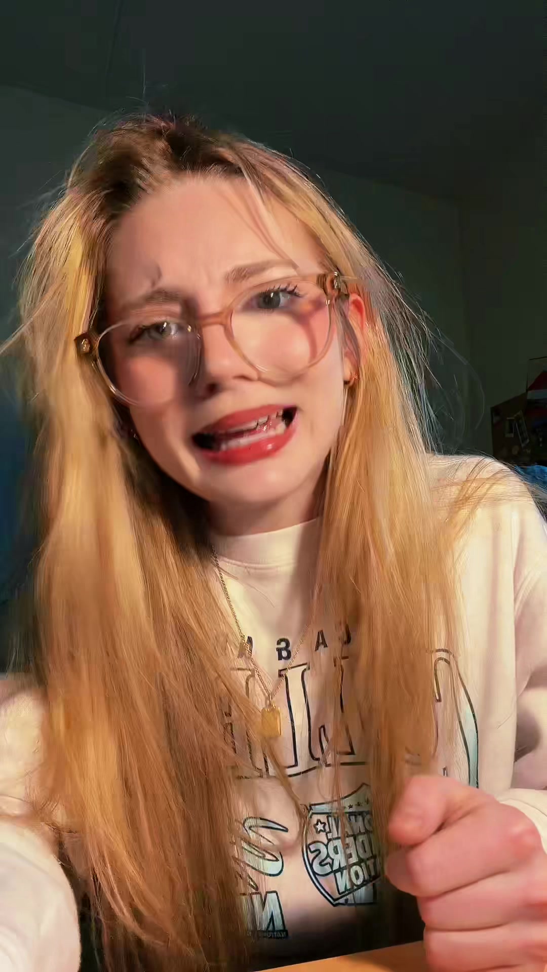 @lucy.in.the.skai