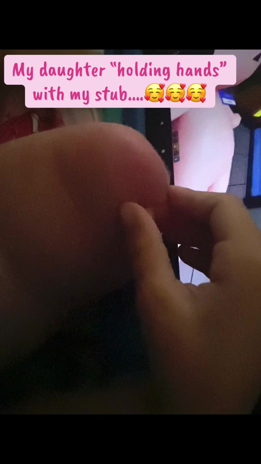 @TheGirlWithOneArm