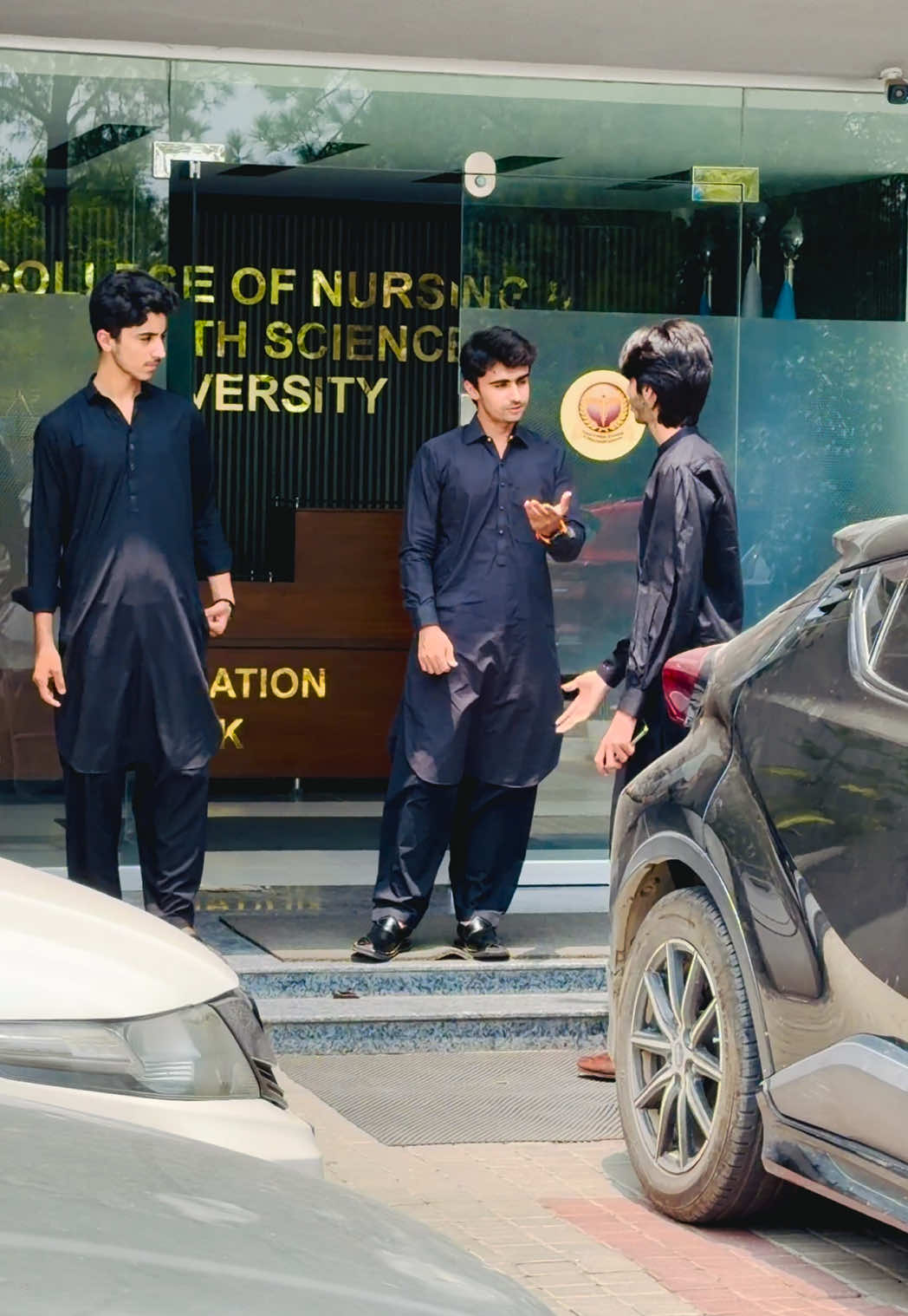 @Sanan Zahid🇵🇰