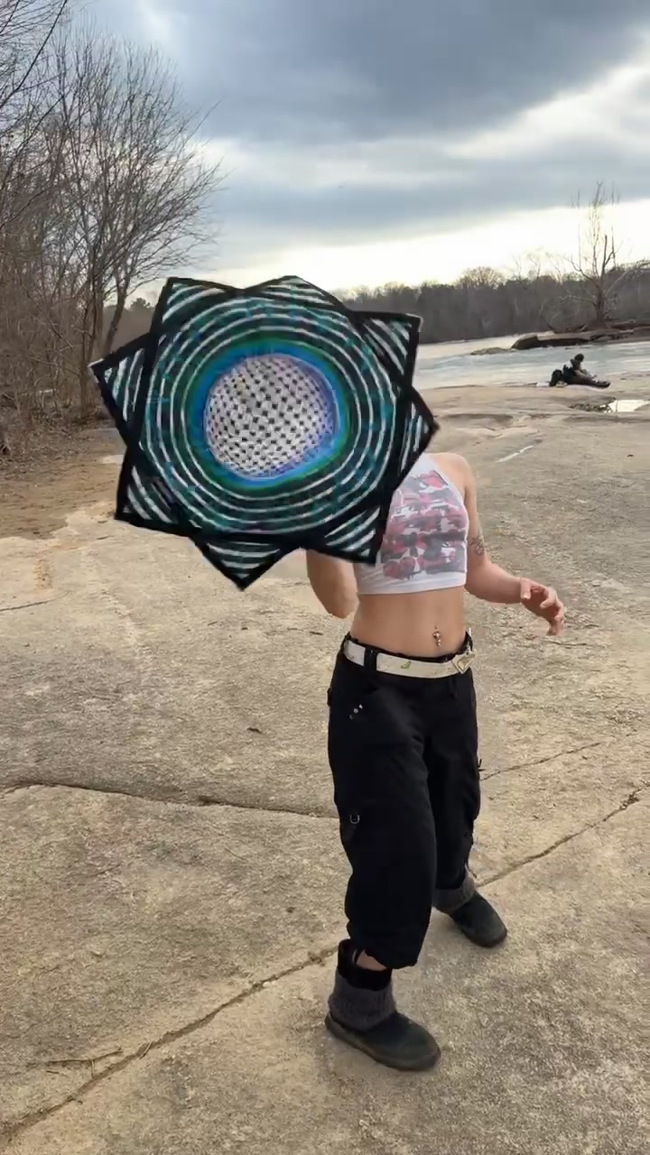 @alondra z.