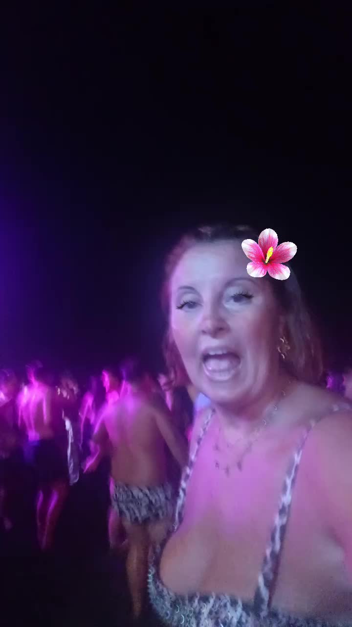 @Teresa Vela