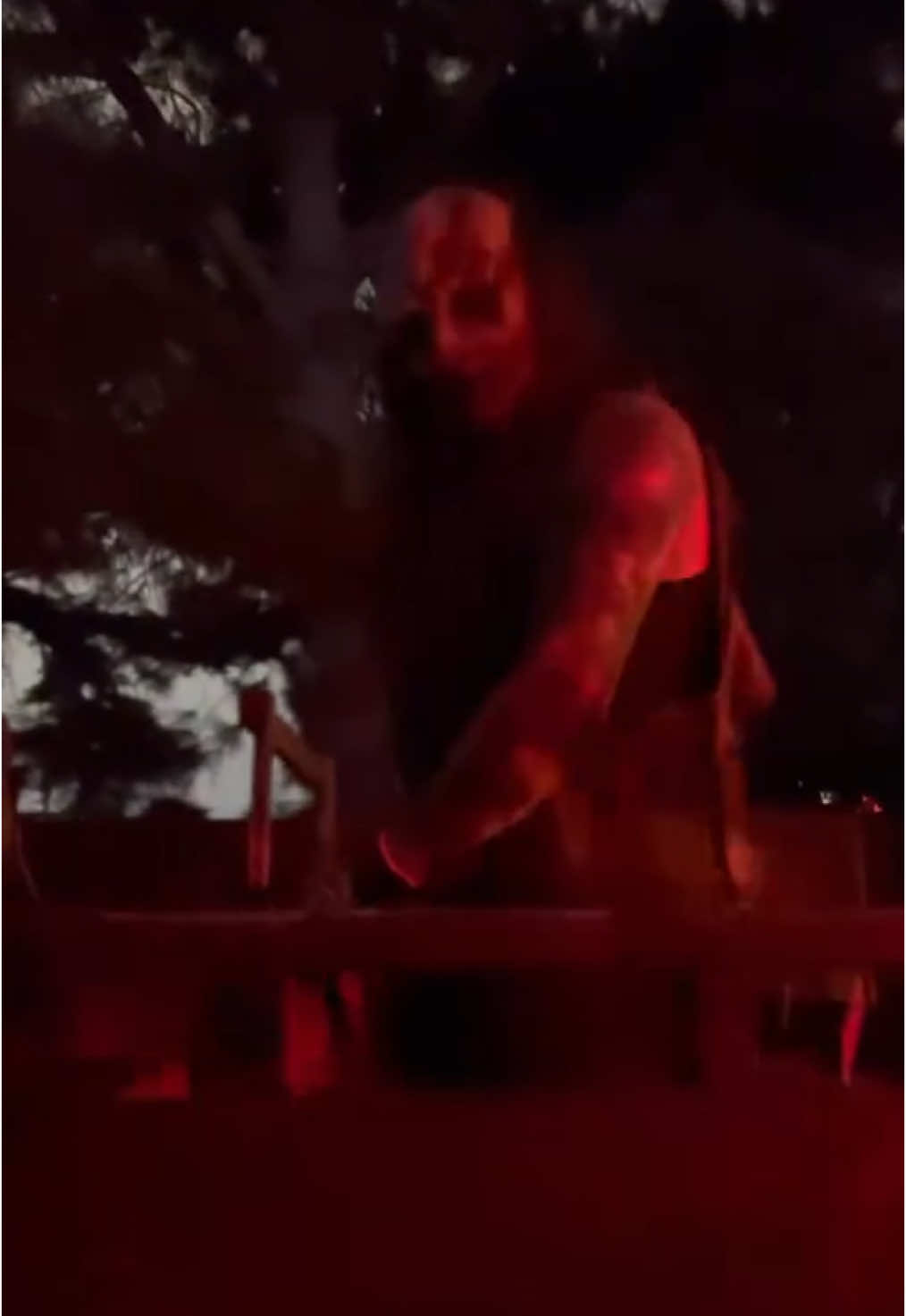 @StitchesTheCannibal