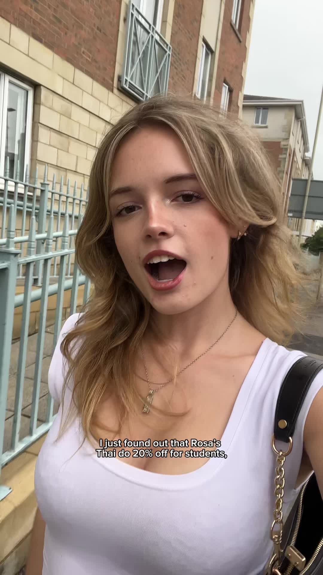 @Maisie