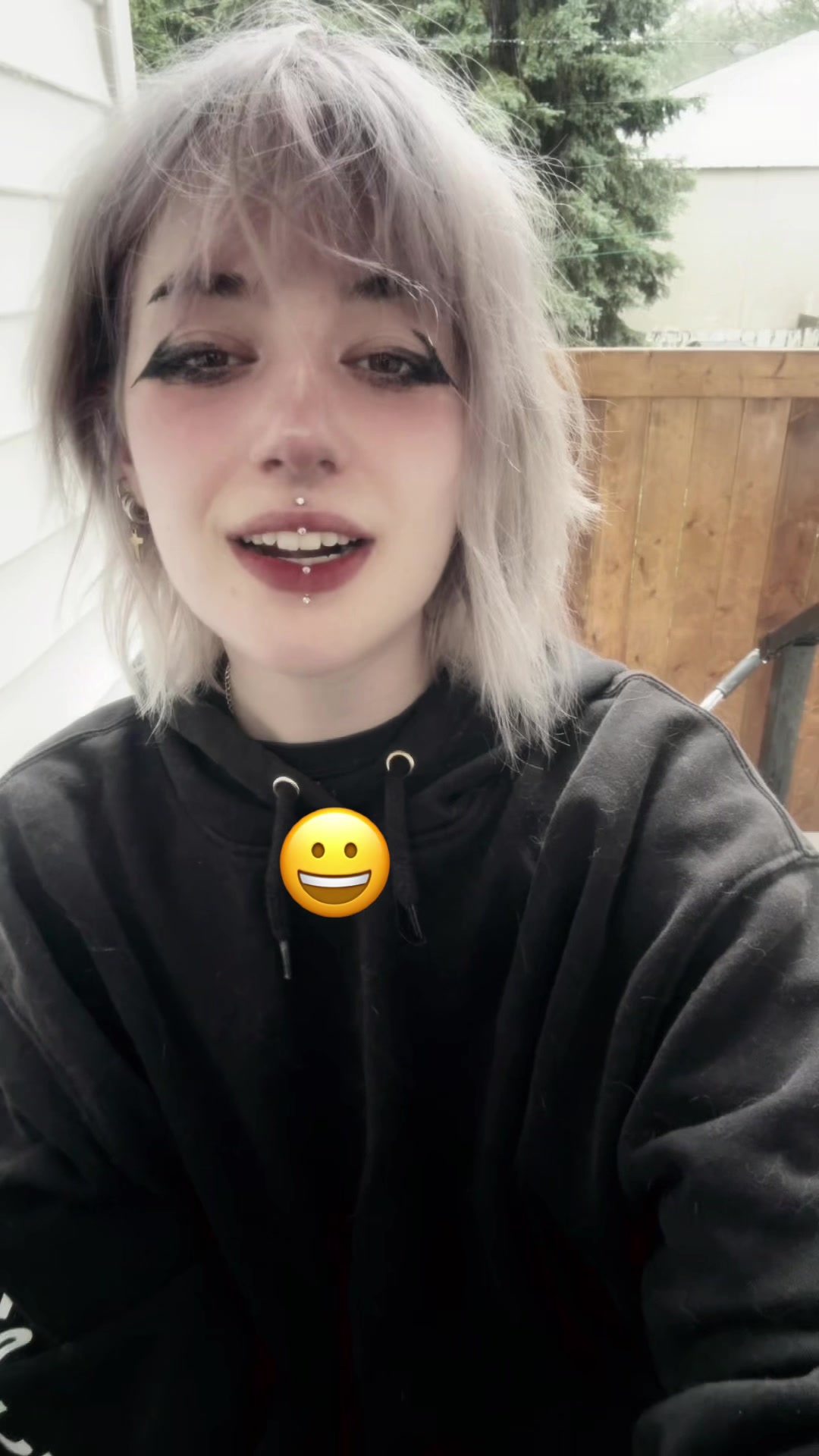@ᶻ 𝘇 𐰁