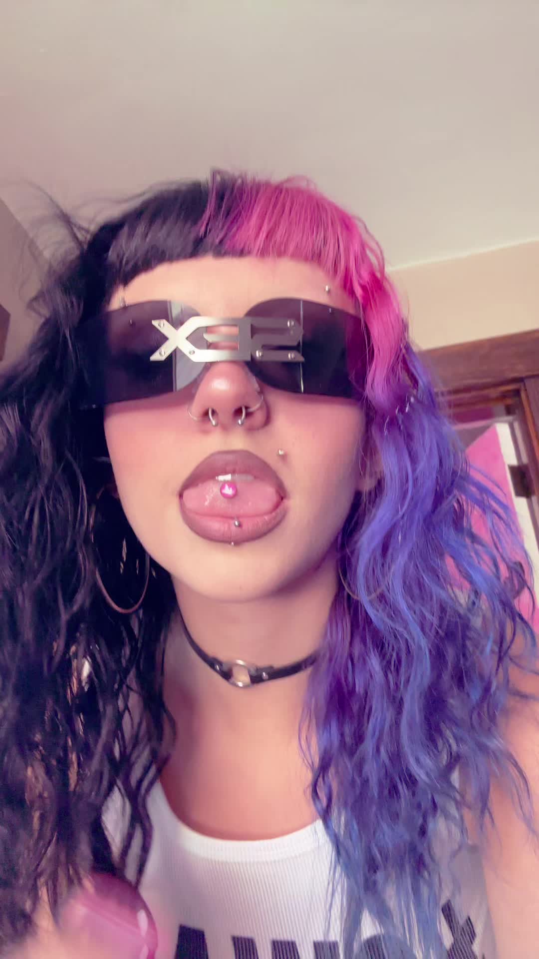 @veronica 🔪🖤